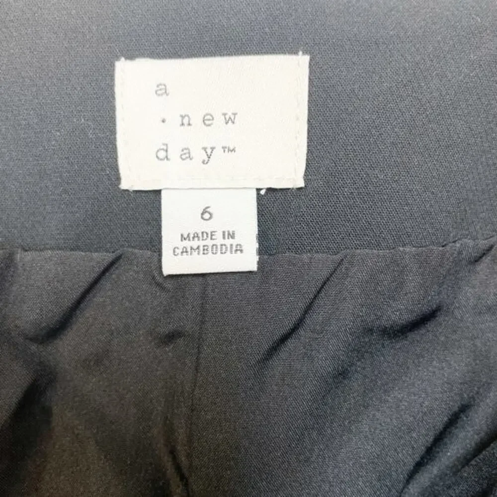 A New Day Women's Black Lined Mini Wrap Pocket Skirt Size 6‎